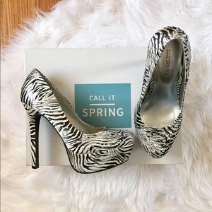 👠CALL IT SPRING animal print high heels